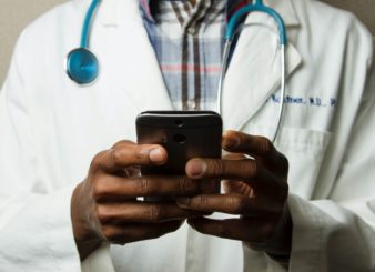 Accélérer le virage numérique en santé : en route pour 2022